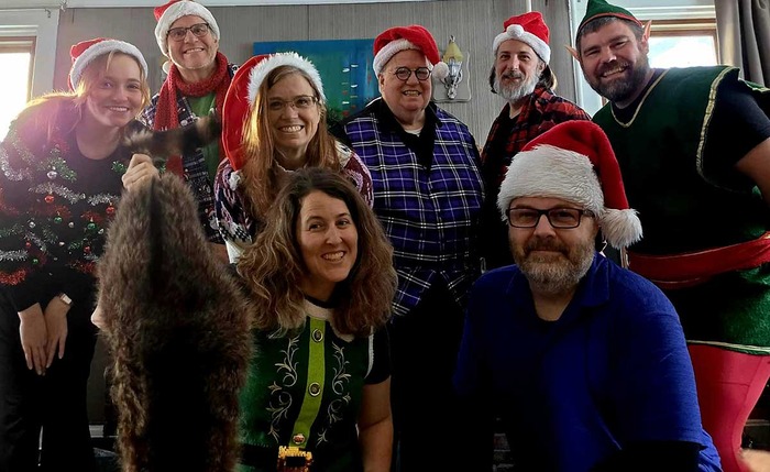 Holiday Dinner Theatre Fundraiser Brings Laughter and Music to Kewanee on December 19 and 20, 2025