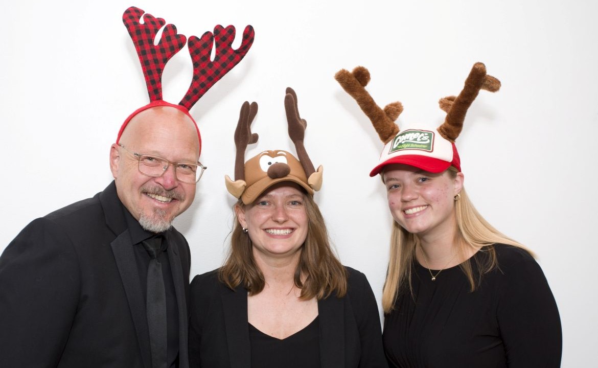 The Nova Singers’ “A Nova Christmas,” December 12 and 13