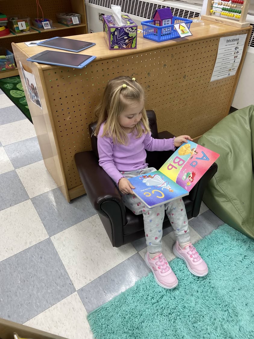 It may be cold outside, but the students at MacArthur Early Childhood Center are staying nice and warm with a cozy book!…
