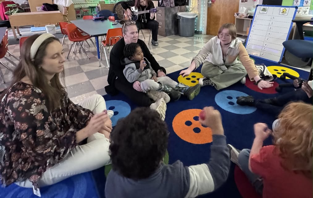WIU music students came and had music therapy with Mrs. Clark’s afternoon class this week. The students really enjoyed i…