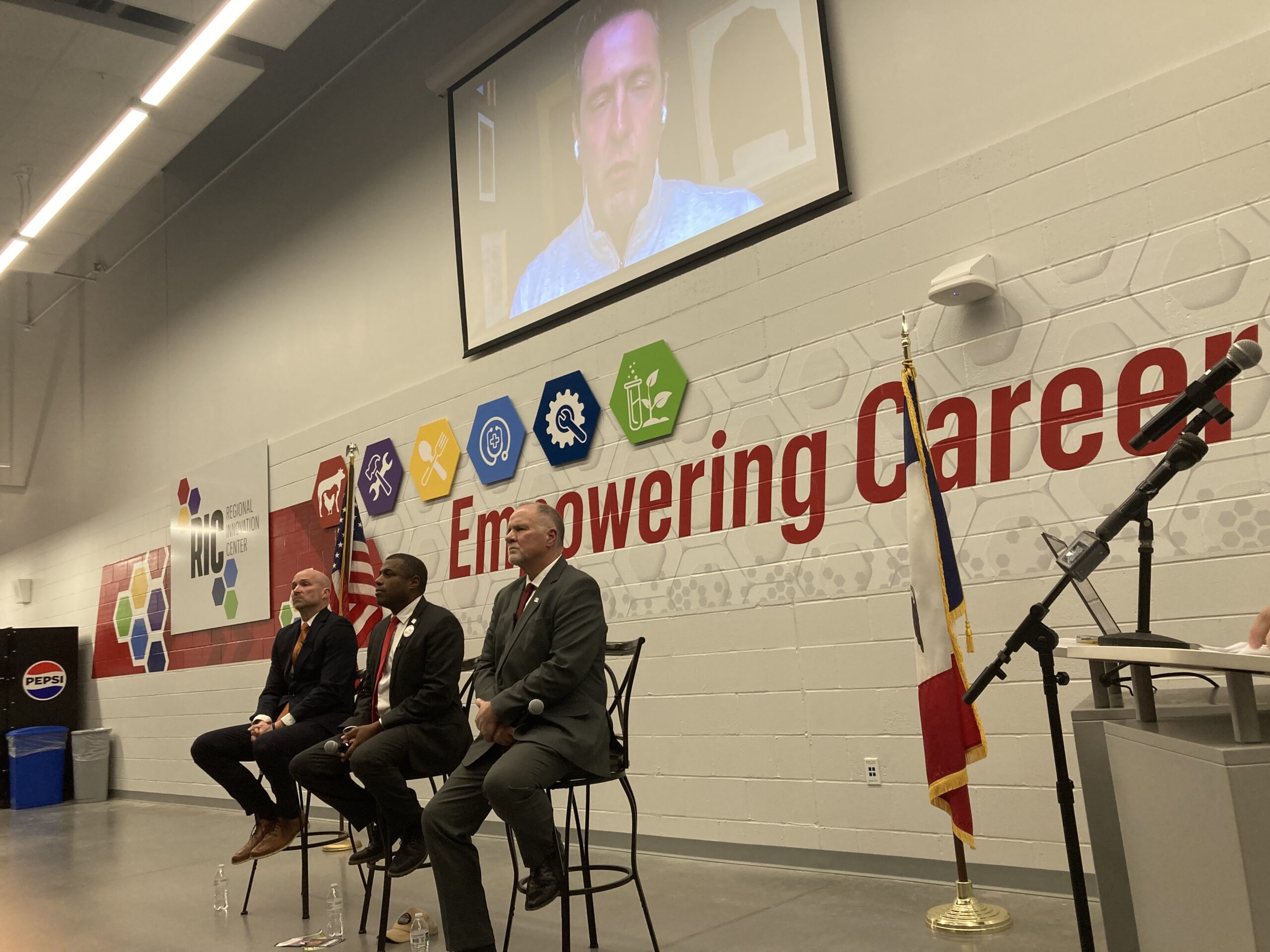 First-Ever Gubernatorial Republican Primary Forum Held in Scott County Was Educational and Substantive