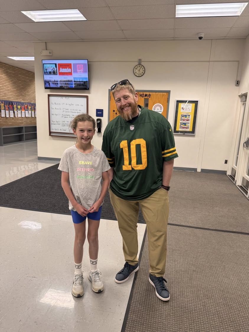 Mr. Stoneking looks GREAT in GREEN!! #lostabet #MAC185 #edisonbombers #allingoodfun