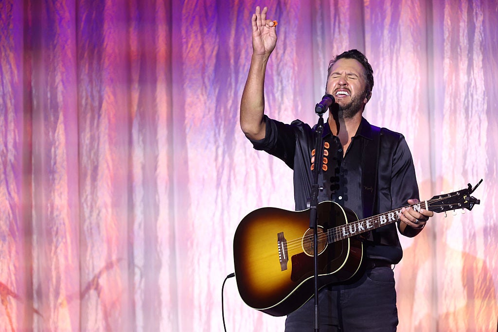 What Inspired That Luke Bryan Song? He’s Telling The Stories Behind The Hits