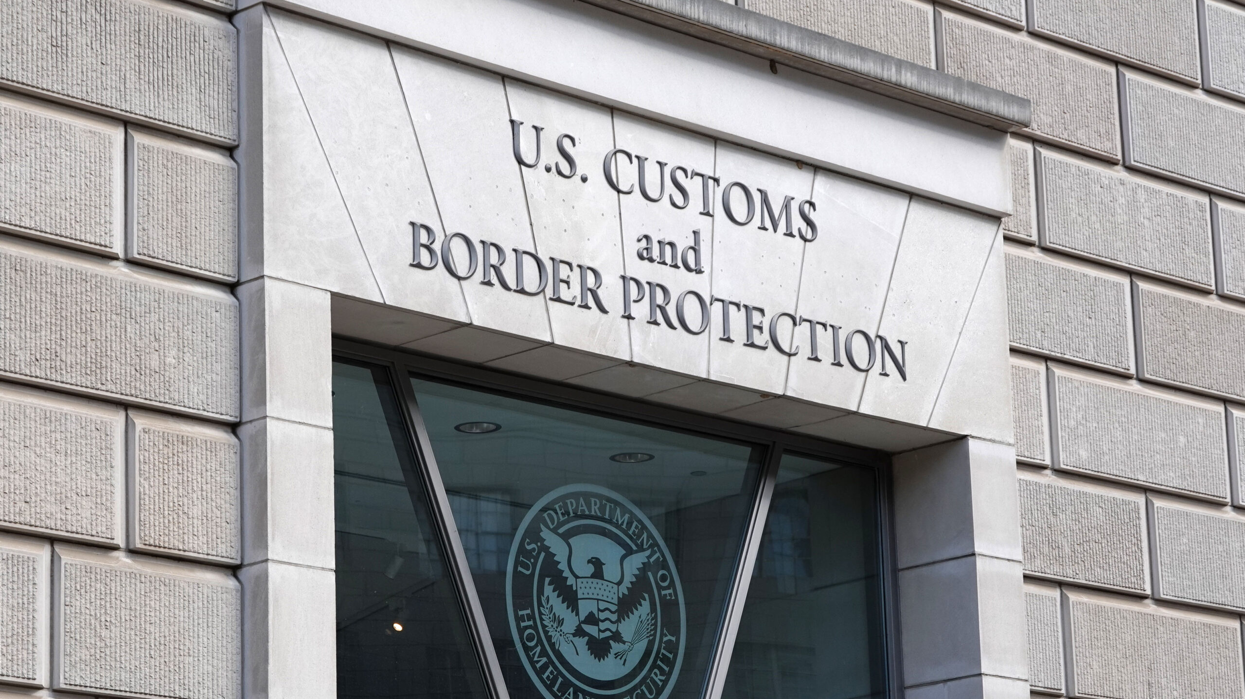 Inspectors find dozens of safety violations at largest ICE detention center