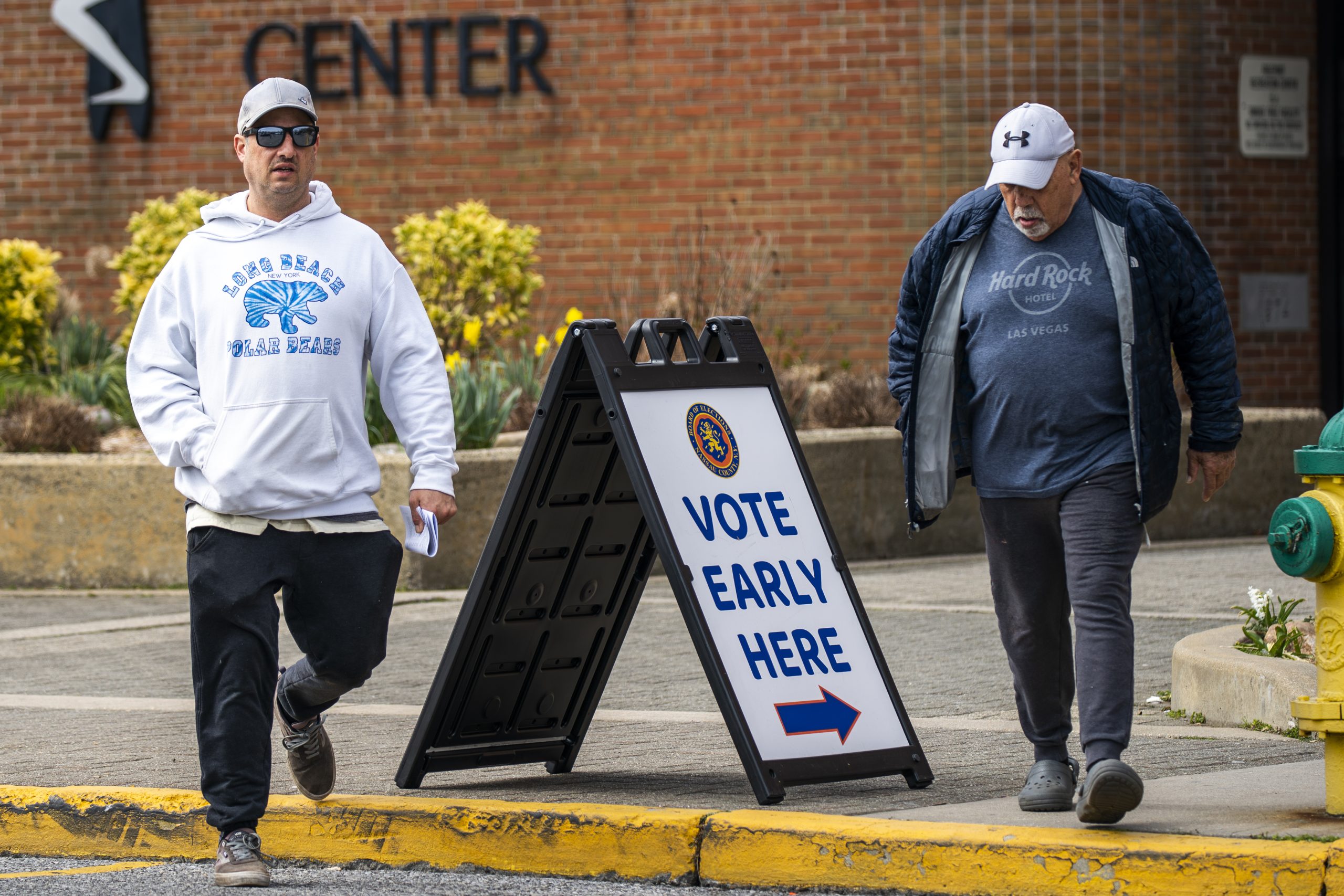 Alabama lawmakers pass plan for new US House primary if courts allow different districts