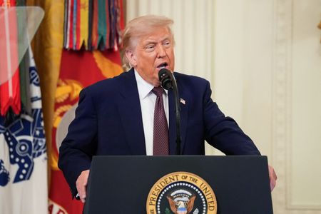 Trump heads to Camp David; will hold policy meetings