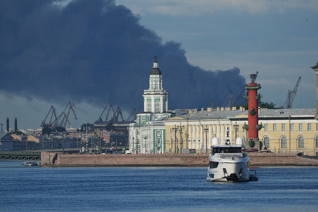 Ukraine targets St. Petersburg again after Putin rejects Zelenskyy’s offer for direct talks