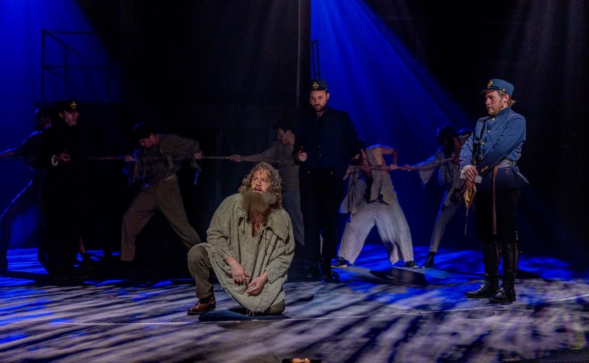 A Loaf of Bread, Some Jugs of Wine, and Wow: “Les Misérables,” at the Timber Lake Playhouse through June 28
